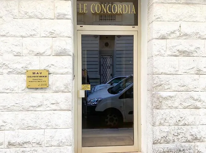 Апартаменты Loft, Carre D'or