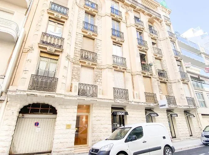 Loft, Carre D'or * Niza
